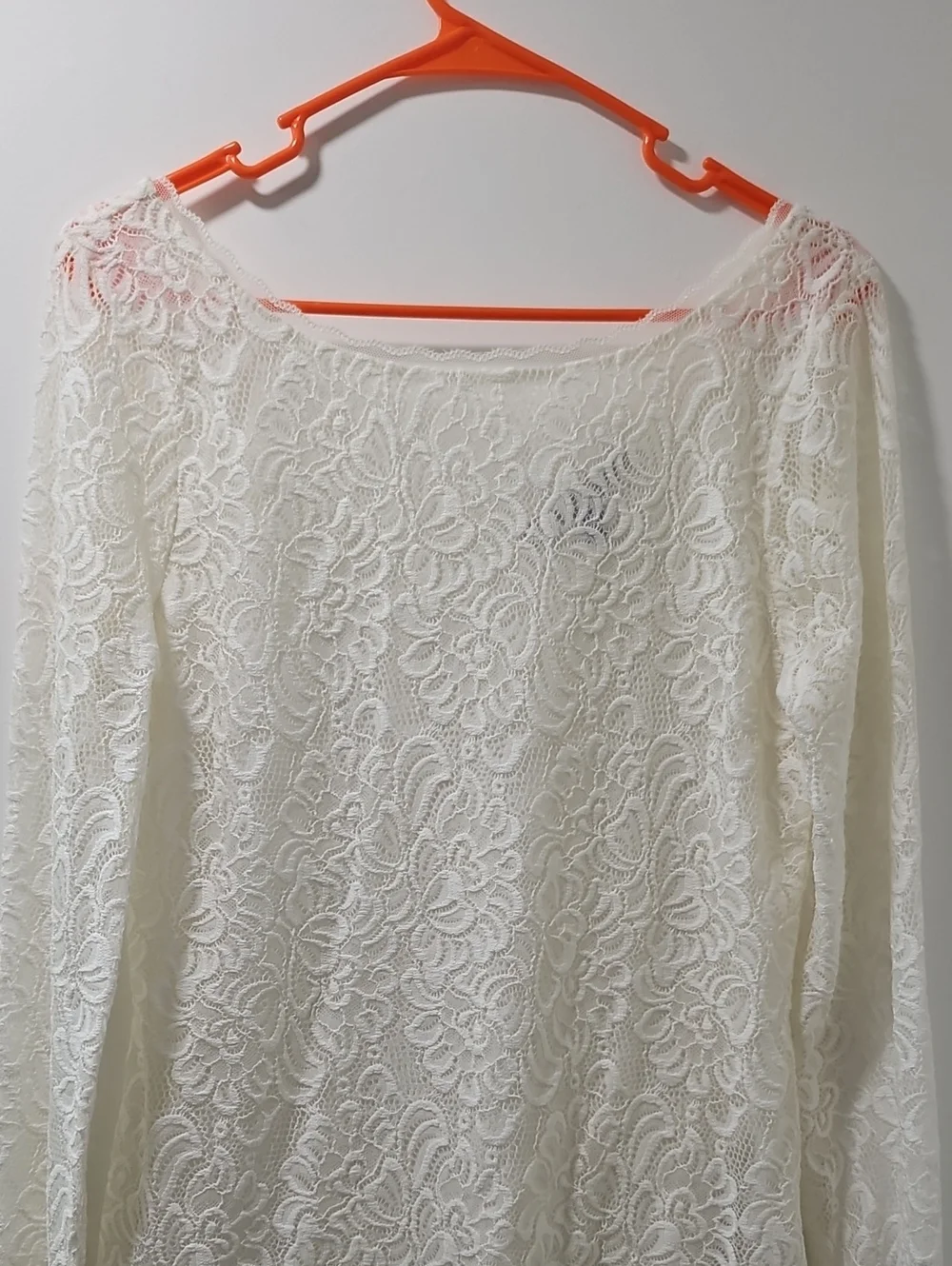 NWOT White House Black Market Ivory Lace Boatneck Top Medium